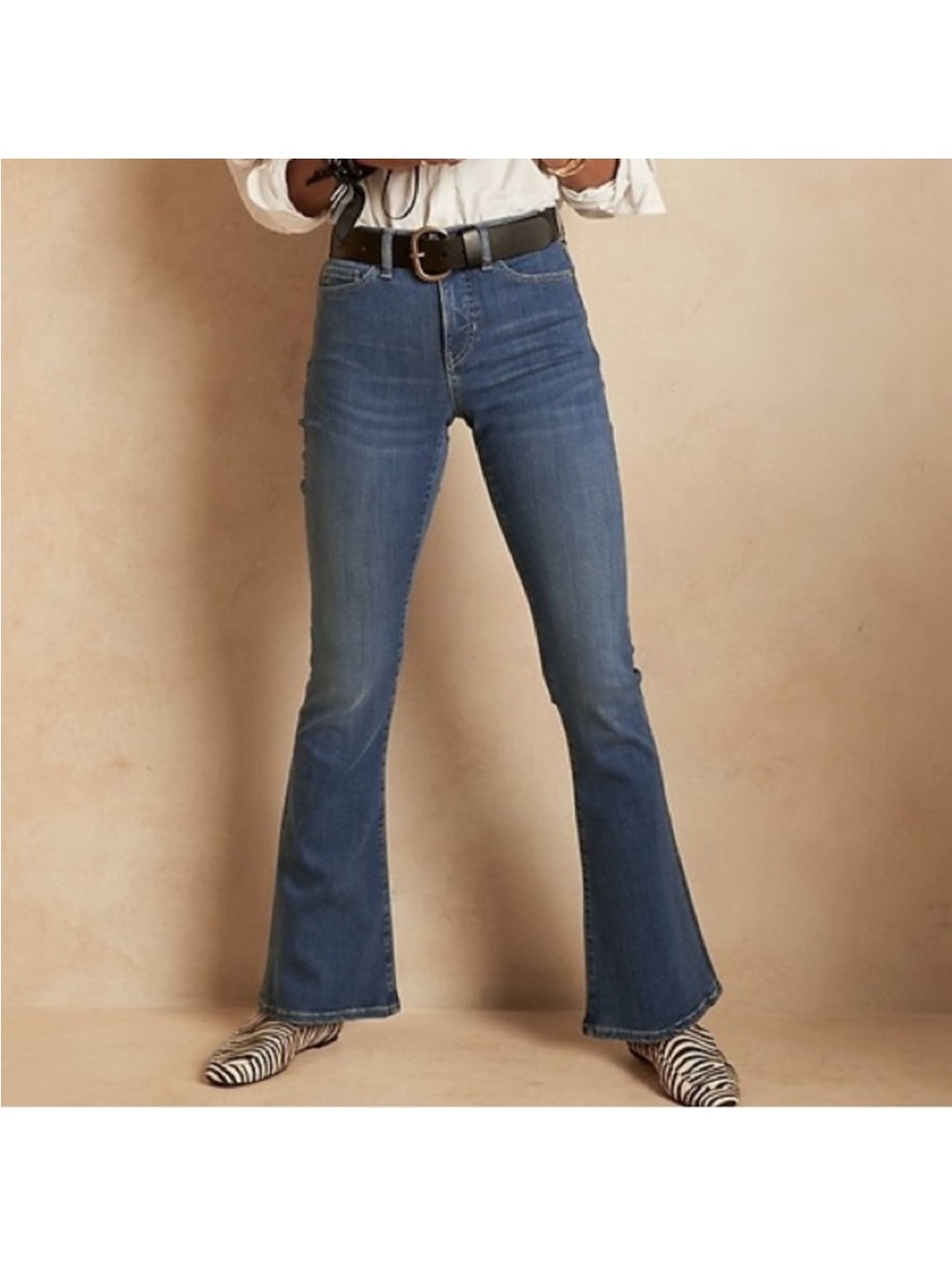 Banana Republic High Rise Flare Blue Denim Jeans in Ice Field Wash Sz 31